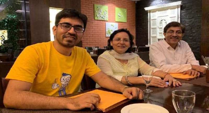 Pranjal Kamra with his parents at hotel 