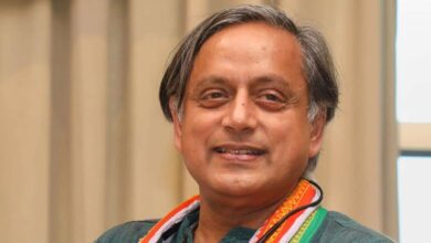 Shashi Tharoor